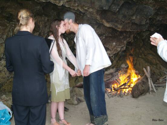 Oregon Coast beach wedding at Hug Point